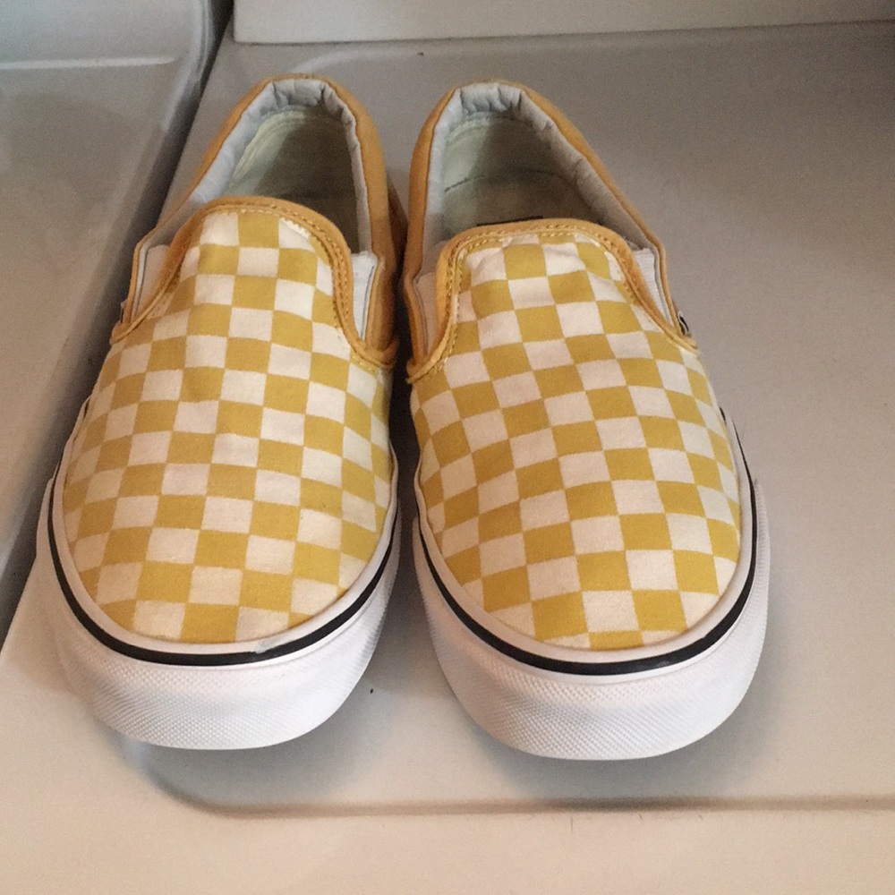 VANS Yellow and White Women’s size 9.5